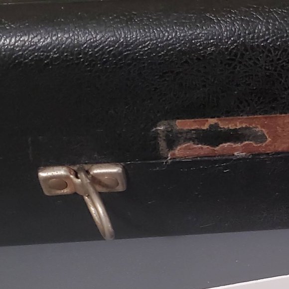 Wood Vintage Selmer Clarinet with Case - Picture 9 of 12